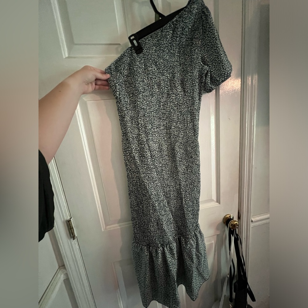 Green & White Fitted Dress